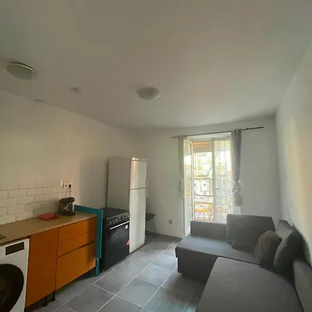 Apartman Proche Gare